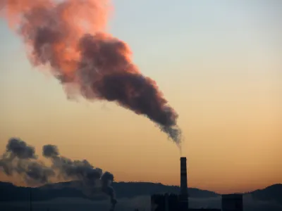 - kurilna sezona 2016 - ogrevanje - onesnaževanje okolja - dimnik - kurjava - //FOTO: Luka Cjuha