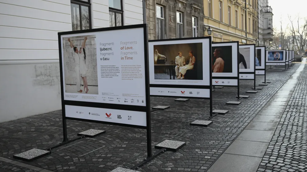 - 02.02.2024 &ndash; Fragmenti ljubezni, fragmenti v času, razstava na Gallusovem nabrežju. //FOTO: Nik Erik Neubauer