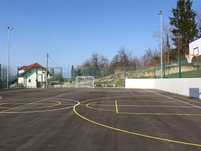 Igri&scaron;če na Veliki Ilovi Gori že s svojo končno podobo