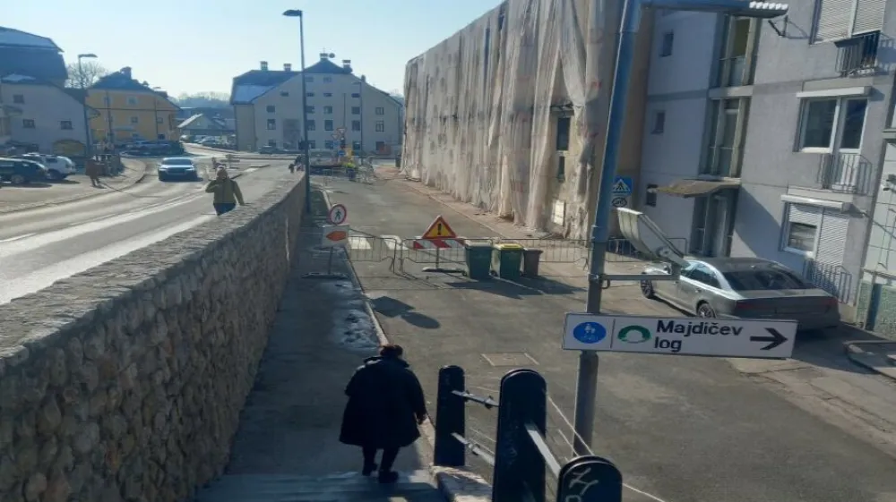 Majdičev mlin po požaru resno ogroža varnost ljudi in premoženja.