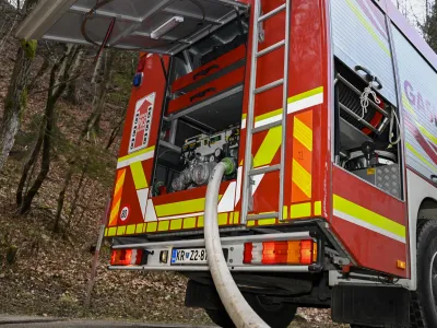 Gasilci- 09.01.2024 &ndash; Jesenice &ndash; izpad vodovodnega omrežja &ndash; okvara distribucijskega vodovoda Peričnik - motnje pri oskrbi s pitno vodo //FOTO: Nik Erik Neubauer