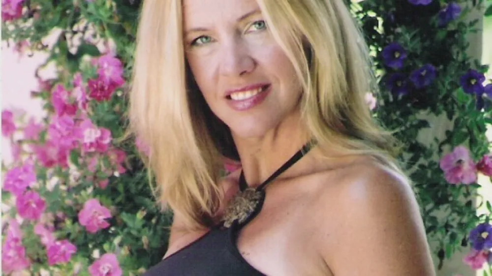 Moni Kovačič, pevka