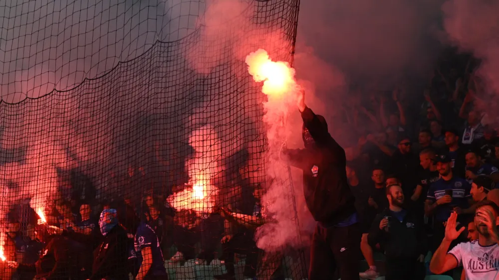 - slova&scaron;ki nogometni navijači<br><br>- 05.10.2023 &ndash; nogomet - Olimpija Ljubljana: Slovan Bratislava, konferenčna liga, skupinski del, 2. krog: skupina A:<br><br> <br><br>//FOTO: Nik Erik Neubauer