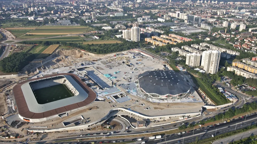 - &Scaron;portni park Stožice - nogometni stadion, &scaron;portna dvorana - panoramski posnetek - panorama//FOTO: Jaka Adamič
