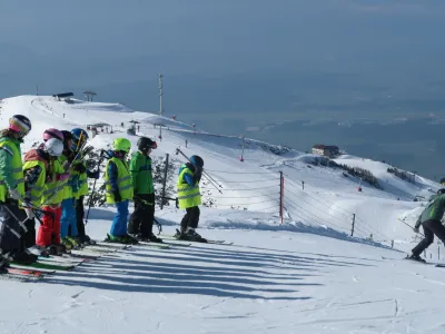 smuči&scaron;če, RTC Krvavec., &scaron;ola smučanja. Foto: Tatjana Pihlar 