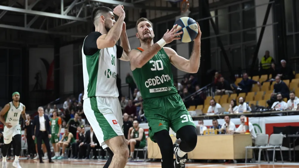 Zoran Dragić- 17.2.2024 - Finale ko&scaron;arkarskega pokala Spar; Olimpija: Krka, Kodeljevo. // FOTO: Nik Erik Neubauer