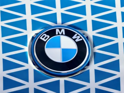 FILE PHOTO: The logo of German automaker BMW is seen in Brussels, Belgium February 28, 2023. REUTERS/Yves Herman/File Photo