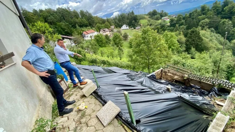 V lanskih ujmah se je v Velenju sprožilo okoli 200 plazov, zdaj so začeli sanacijo dveh večjih v Črnovi in Zgornjem &Scaron;aleku.&nbsp;