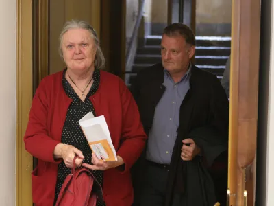 Damjana Paulin očitkov ni priznala, zato jo čaka sojenje. Zastopa jo zagovornik Matjaž Markelj.