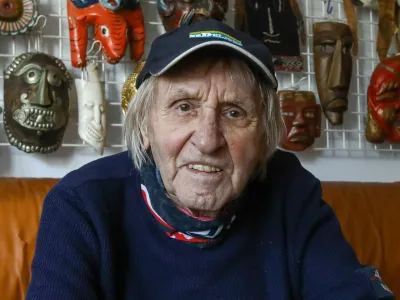 04.04.2024 - Tone Fornezzi - Tof, slovenski novinar, reporter, urednik, humorist in satirik novinar Nedeljski DnevnikFOTO: Luka Cjuha