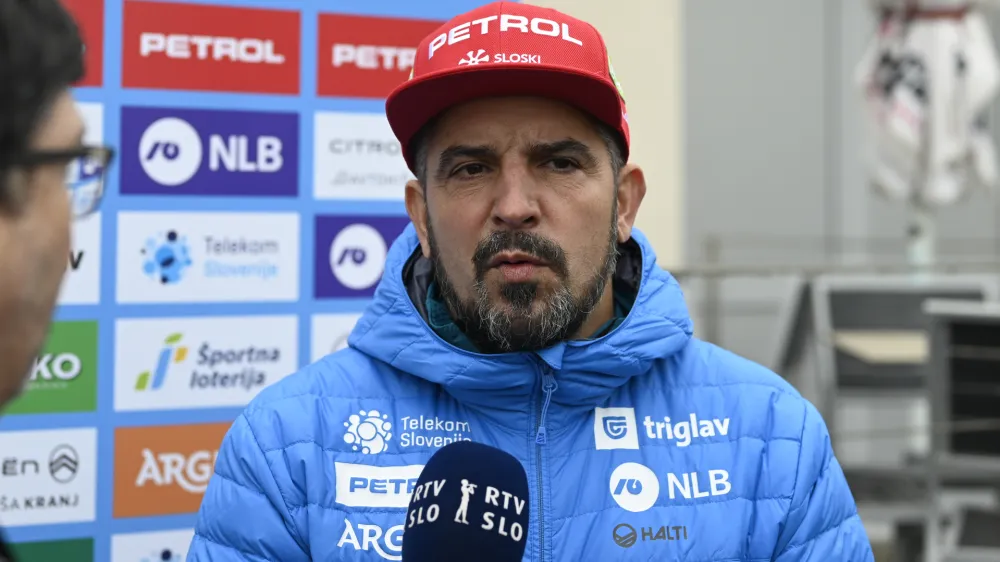 Ricco Gross, glavni trener biatlonske reprezentance- 23.11.2022 - mo&scaron;ka in ženska biatlonska reprezentanca pred bližnjim začetkom nove tekmovalne sezone in svetovnega pokala. //FOTO: Nik Erik Neubauer