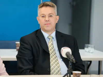 Ljubljana, sedez SDS.<br>Predstavitev kandidatov SDS za drzavnozborske volitve na obmocju Mestne obcine Ljubljana.<br>Kandidat SDS za drzavnozborske volitve Zvone Cadez.