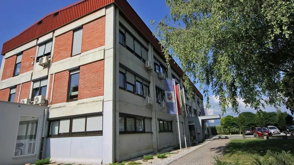 V ljudski iniciativi so prepričani, da v Komunalnem podjetju Velenje (na fotografiji) &scaron;e vedno nočejo povedati, kako so izračunali cene daljinskega ogrevanja v &Scaron;ale&scaron;ki dolini.&nbsp;