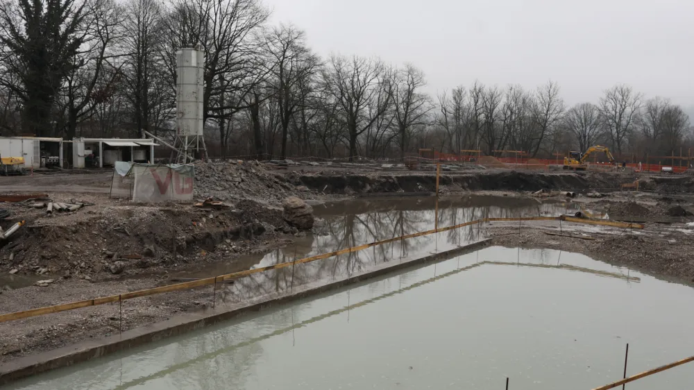 - 14.12.2023 - Kopali&scaron;če Vevče &ndash; prenova kopali&scaron;ča v izvedbi družbe VG5 &nbsp;//FOTO: Bojan Velikonja