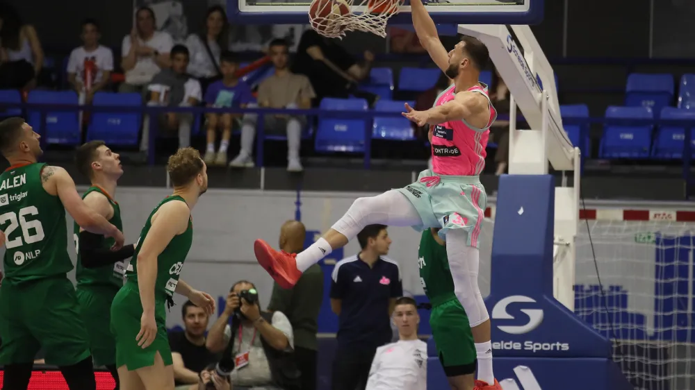 Cedevita Olimpija, Mega, Uro&scaron; Plav&scaron;ić