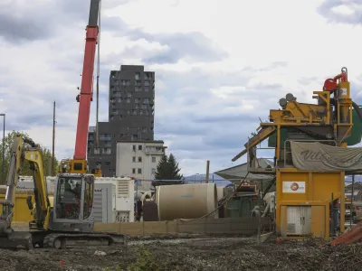 gradbi&scaron;če Vilharjeva - Vilharia<br><br>17.4.2023, gradnja stanovanj, gradbi&scaron;če, stanovanjska problematika<br><br>FOTO: Luka Cjuha