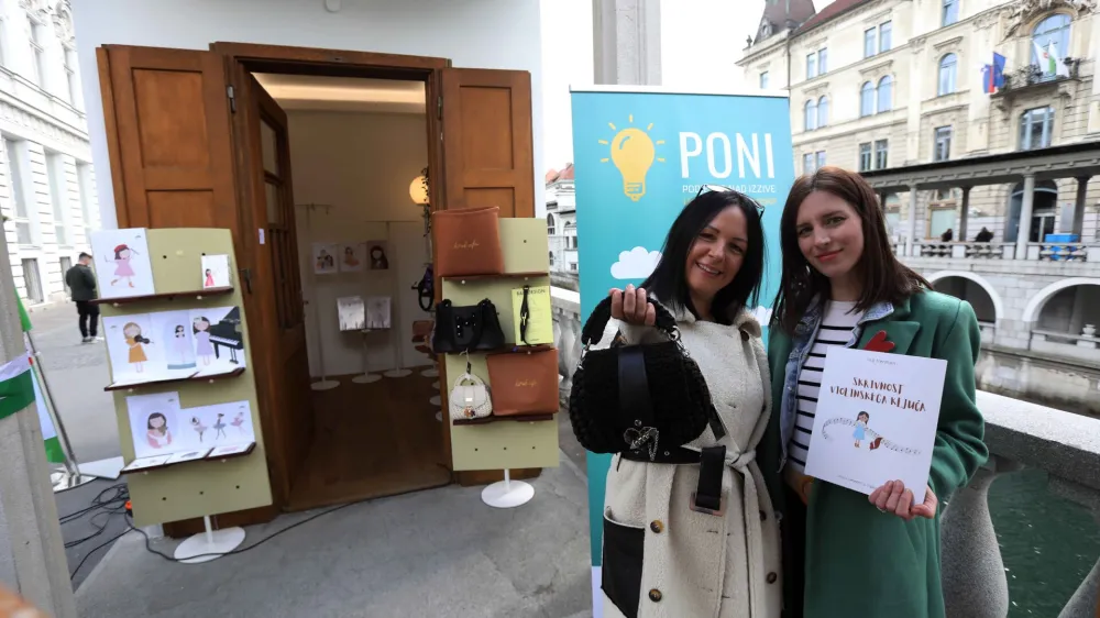 22.04.2024 - otvoritev Plečnikove trafike na Pre&scaron;ernivem trguFoto: Tomaž Skale