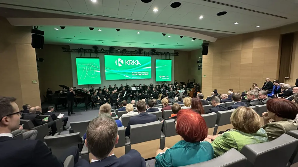 Novo mesto, Druzba Krka.Slovesna akademija ob 70-letnici Krke.