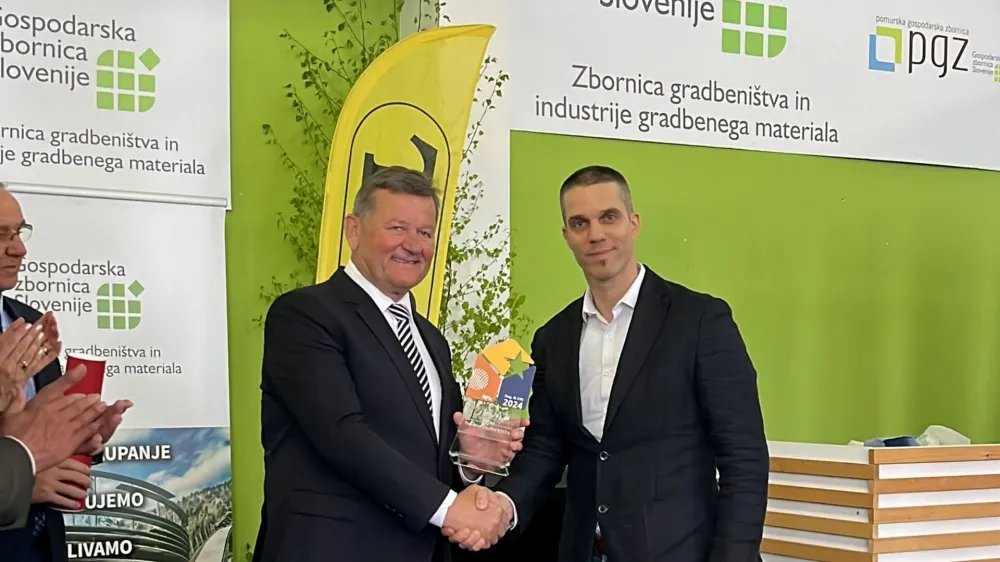 Toplotna črpalka etera se je uvrstila med najbolj&scaron;e izdelke v gradbeni&scaron;tvu. F Kronoterm