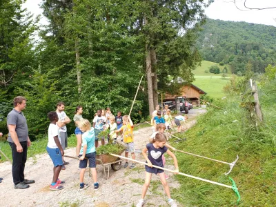 Lanska počitni&scaron;ka idila na ekolo&scaron;ki učni kmetiji Kr&scaron;inar&nbsp;