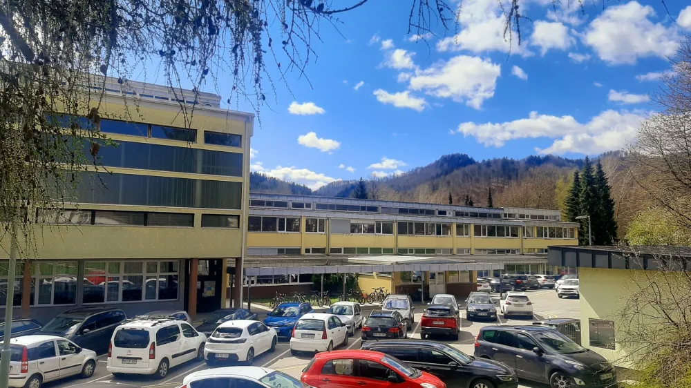 Osnovna &scaron;ola Ivana Groharja &Scaron;kofja Loka