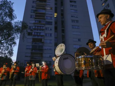 - 01.05.2023 &ndash; Budnica 2023 - Pihalni orkester Ljubljanareportaža prvomajske budnice v družbi Godba Ljubljana. //FOTO: Luka Cjuha