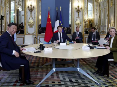 Xi se je po pogovorih s francoskim predsednikom Macronom in predsednico evropske komisije von der Leynovo zavzel za globalno premirje v času olimpijskih iger v Parizu, prav tako pa je dejal, da podpira mednarodno mirovno konferenco za Ukrajino ob pravem času, ko jo bosta podprli tudi Ukrajina in Rusija.