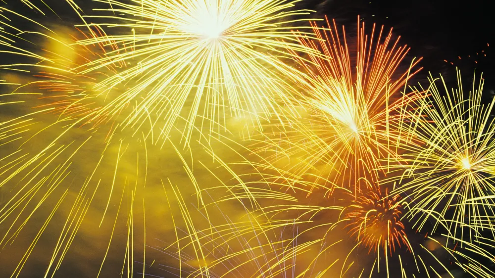 Exploding fireworks, ognjemet