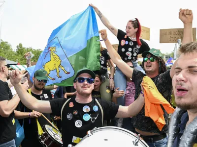 &Scaron;tudentje- 09.05.2024 - &Scaron;kisova tržnica, Kardeljeva plo&scaron;čad. FOTO: Nik Erik Neubauer