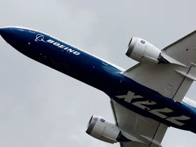 FILE PHOTO: A Boeing 777-9, a variant of the 777X, performs a flying display at the 54th International Paris Airshow at Le Bourget Airport near Paris, France, June 20, 2023. REUTERS/Benoit Tessier/File Photo