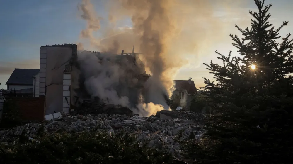 A view shows damaged buildings at the site of a Russian missile strike, amid Russia's attack on Ukraine, in Kharkiv, Ukraine May 10, 2024. REUTERS/Vyacheslav Madiyevskyy