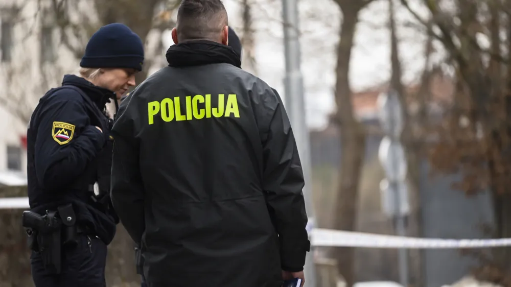 PolicijaKriminal- 02.02.2024 &ndash; Napad z nožem na avtobusu &scaron;t. 14. //FOTO: Nik Erik Neubauer