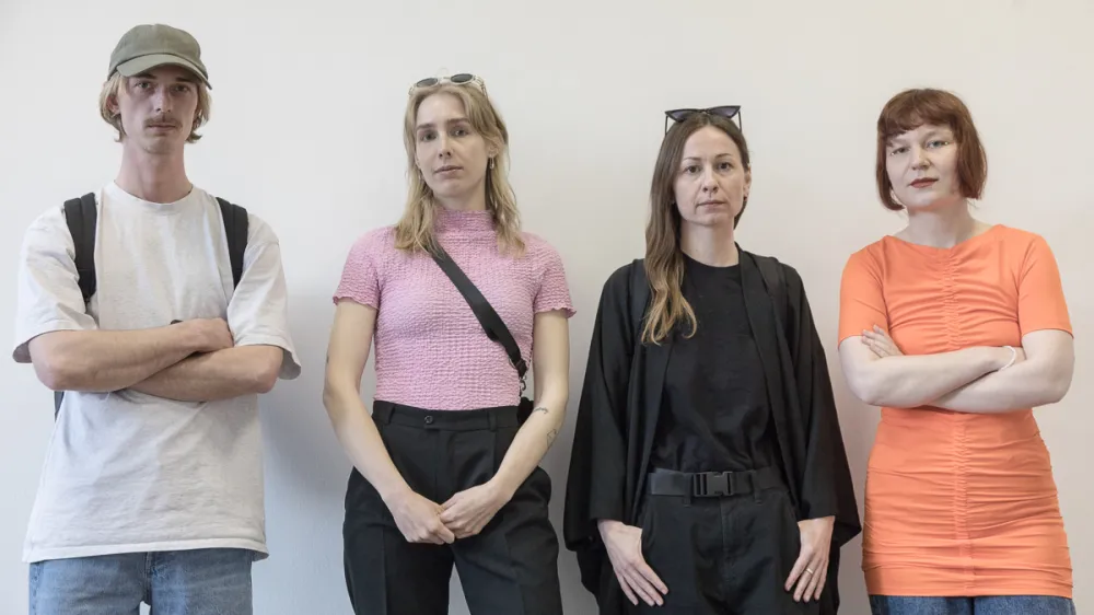 Leto&scaron;nji finalisti nagrade skupine OHO (na fotografiji od leve proti desni) Dominik &Scaron;tibernik, Lucija Rosc, Nežka Zamar in Maja Bojanić&nbsp;