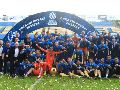 Nogometa&scaron;i Celja so bili na prvem mestu skoraj vso sezono in so se zasluženo veselili naslova državnih prvakov. 