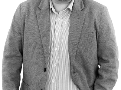 Ale&scaron; Gaube- Redakcija Dnevnik 2024 - portreti za komentarje in kolumne - kolumnisti - komentatorji &ndash; novinarji - portret //FOTO: Luka Cjuha