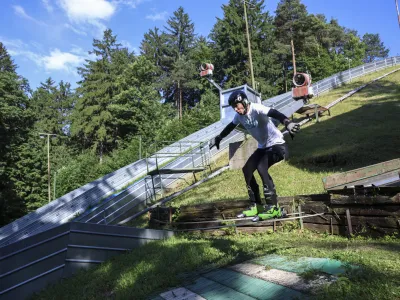 Tekma v petek bo pokazala, ali bo upokojeni kolesar Kristjan Koren zdaj začel trenirati skoke.&nbsp;