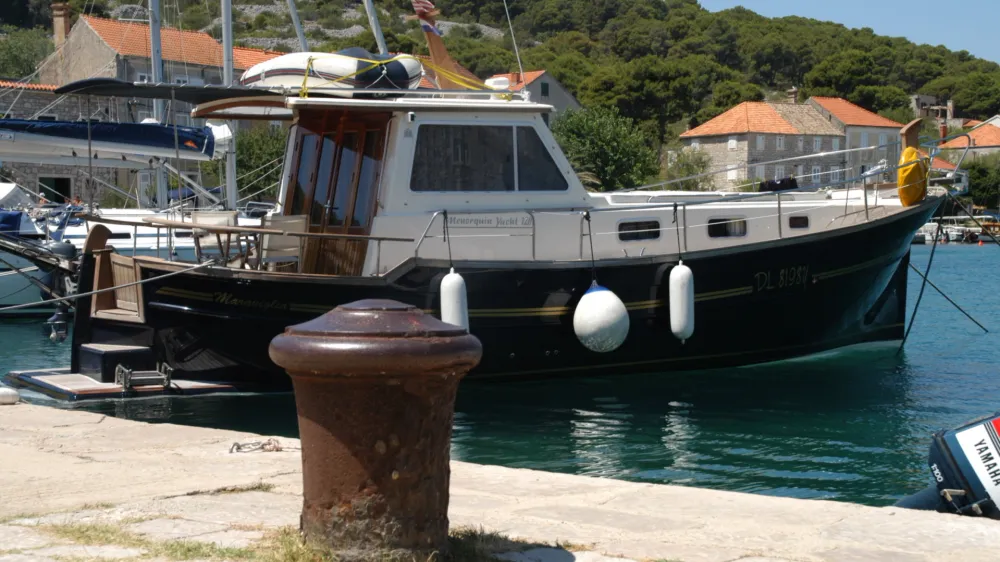 jadransko morje, Hrva&scaron;ka, motorna jahta