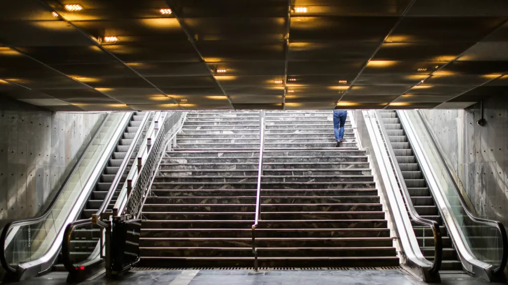 - 28.05.2019 - Podhod Ajdov&scaron;čina v Ljubljani - Simbolična fotografija, osamljenost, depresija, psihologija, stopnice //FOTO: Bojan Velikonja