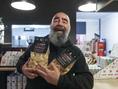 13.06.2024 - Maxx &ndash; Raw Pasta &ndash; pa&scaron;tarna na Trubarjevi.Foto: Luka Cjuha