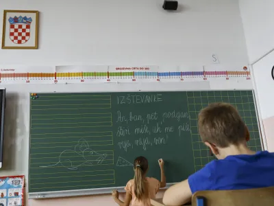 Na In&scaron;titutu Frana Ramov&scaron;a so želeli ustvariti orodje za pripis stopnje zahtevnosti besed v slovarskih razlagah, vendar so jih zavrnili.&nbsp;