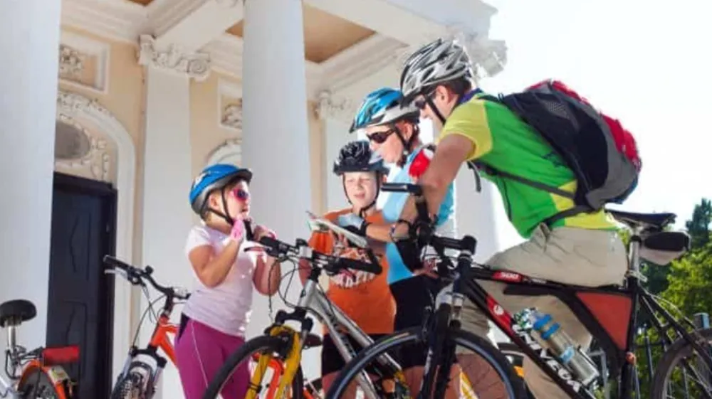 Družinski vzpon nad sotočje rek