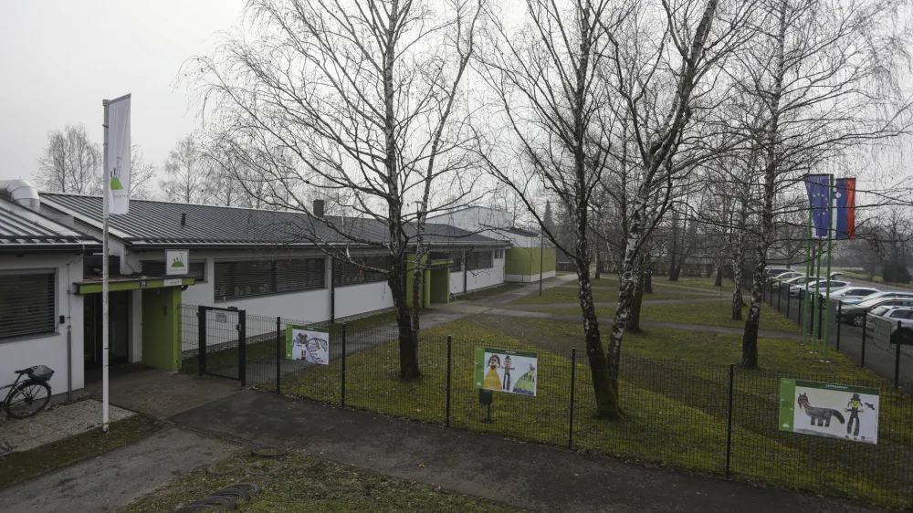 Komisija za preprečevanje korupcije je več zadev pri poslovanju vrtca Galjevica predala policiji in računskemu sodi&scaron;ču. Na lokaciji tega vrtca je predviden tudi sedež bodočega zavoda, v katerem bodo združeni vsi ljubljanski vrtci.&nbsp;