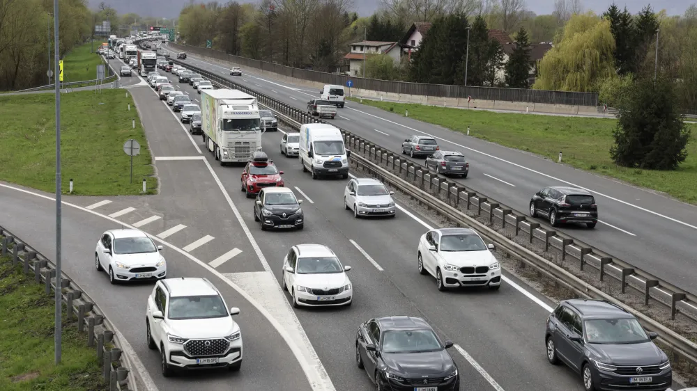 - 29.03. 2024 - kolone, zastoji, zgo&scaron;čen promet, obvoznica //FOTO: Jaka Gasar