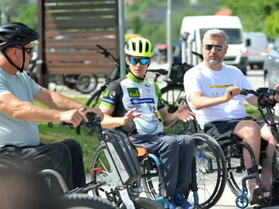 S kolesi po &Scaron;trekni