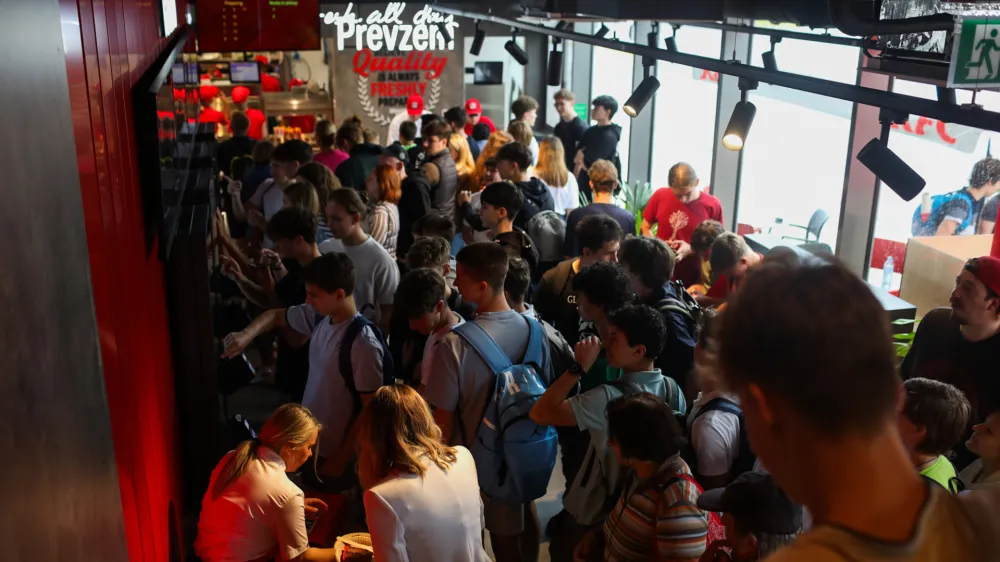 24.06.2024. Otvoritev nove restavracije verige KFC na Trža&scaron;ki cesti v Ljubljani. FOTO: Bojan Velikonja