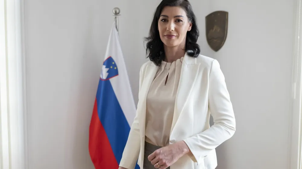 - 11.04.2023 - dr. Dominika &Scaron;varc Pipan, pravnica - ministrica za pravosodje od 1. junija 2022 v 15. vladi Republike Slovenije pod vodstvom Roberta Goloba. //FOTO: Nik Erik NeubauerOPOMBA: DNEVNIKOV OBJEKTIV &ndash; INTERVJU 2023