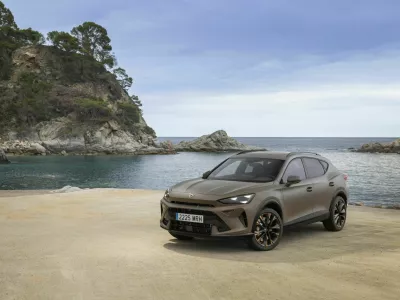 Formentor je zanimivo oblikovani &scaron;portni terenec, katerega odlika je &scaron;portnost. V kombinaciji z najmočnej&scaron;im motorjem je adrenalin v krvi voznika zagotovljen.