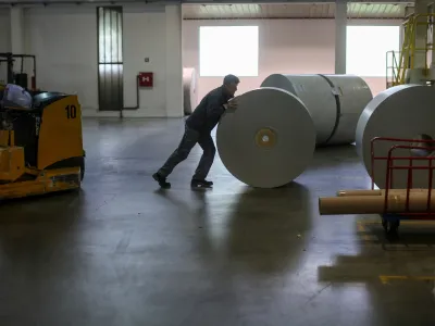 V drugih državah EU med poklicnimi boleznimi prevladujejo bolezni kože, naglu&scaron;nost in astma.&nbsp;