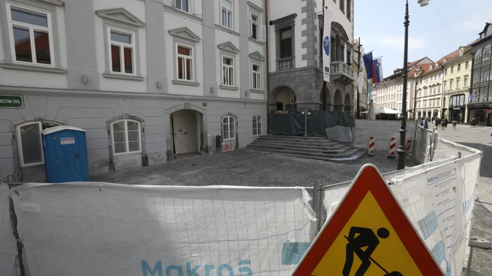 Na ljubljanski občini pričakujejo, da bo prenova nekdanjih prostorov Zgodovinskega arhiva Ljubljana končana avgusta.&nbsp;