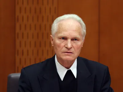 nekdanji predsednik uprave Gospodarstva Rast Mirko Kra&scaron;ovec, - Seja preiskovalne komisije DZ, ki se ukvarja z brezplačniki - člani komisije, ki se ukvarjajo z ozadjem izdajanja brezplačnikov Slovenski tednik in Ekspres so zasli&scaron;ali nekdanjega predsednika uprave Gospodarstva Rast Mirka Kra&scaron;ovca///FOTO: Luka Cjuha